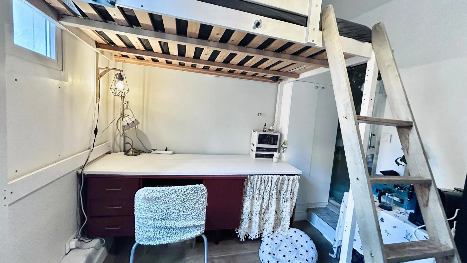 Apartamento Studette Pour Etudiante, Proche De La Tour Eiffel París Francia