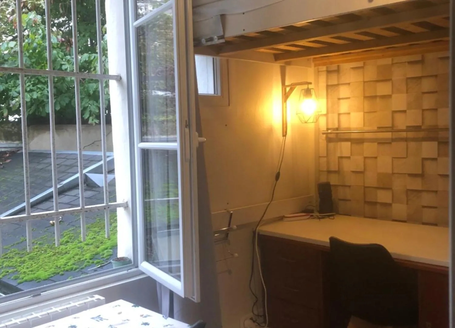 Studette Pour Etudiante, Proche De La Tour Eiffel Apartment Paris